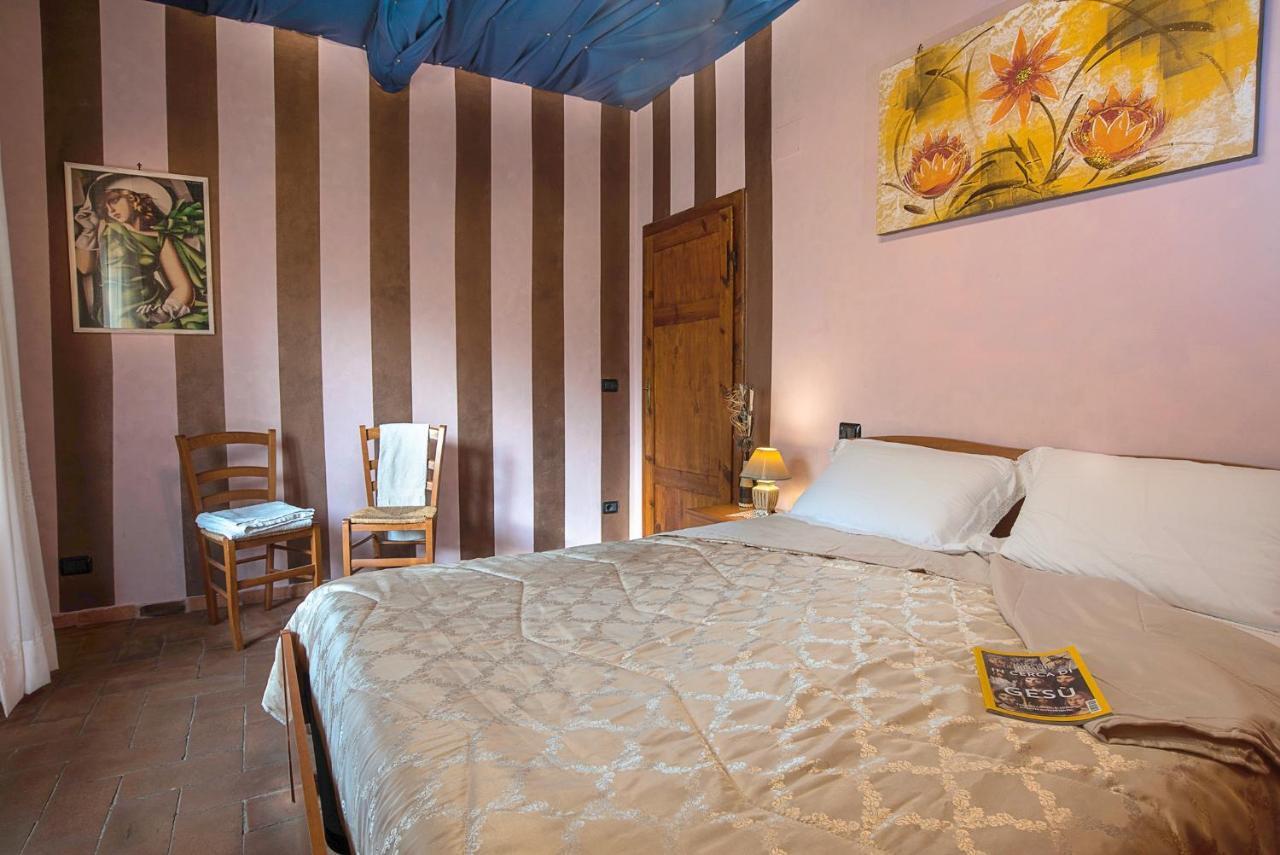 Casa Di Pierina Apartment Poggibonsi Ngoại thất bức ảnh